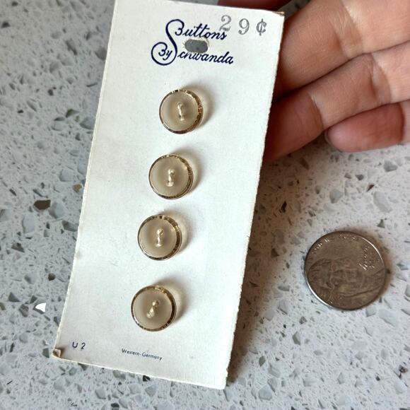 4 NEW on card Vintage 50s Buttons By Schwanda Round 2 Hole Flat 3/5" Translucent - Picture 3 of 5
